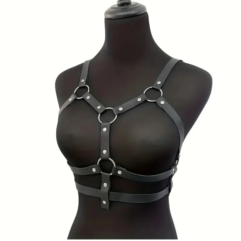 Plus Women's Black Adjustable Pu Leather Punk Harness Belt